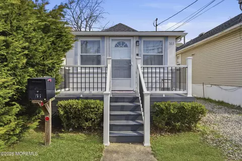 163 Seabreeze Ave, North Middletown, NJ 07748
