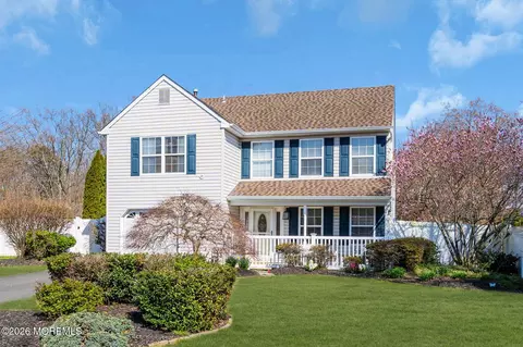 166 Christian Ct, Toms River, NJ 08753