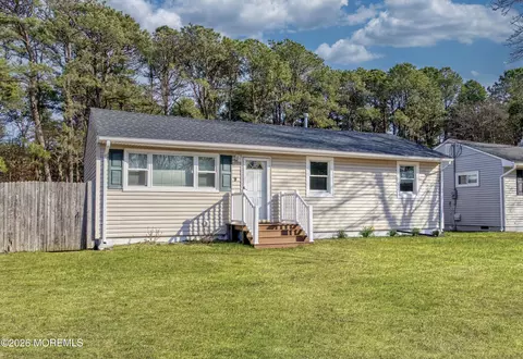 237 Leswing Dr, Brick, NJ 08723