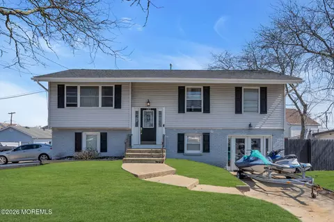 1203 Fischer Blvd, Toms River, NJ 08753