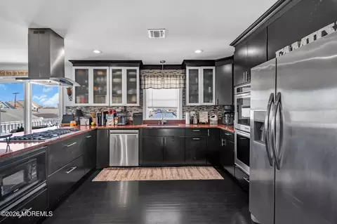 1203 Fischer Blvd, Toms River, NJ 08753