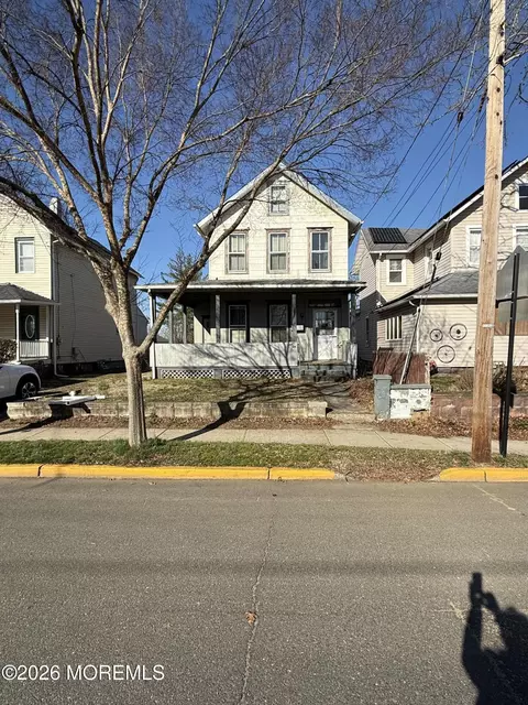 24 Leighton Ave, Red Bank, NJ 07701