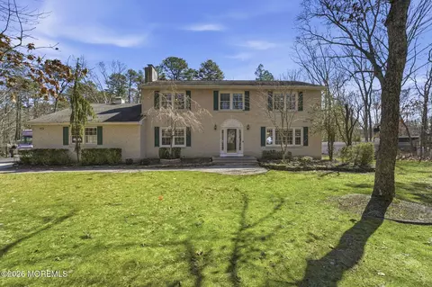 193 Nomoco Rd, Freehold, NJ 07728