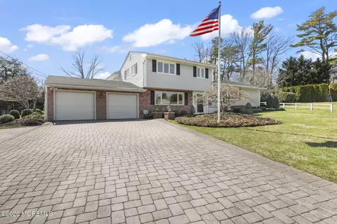 713 Howell Dr, Brielle, NJ 08730