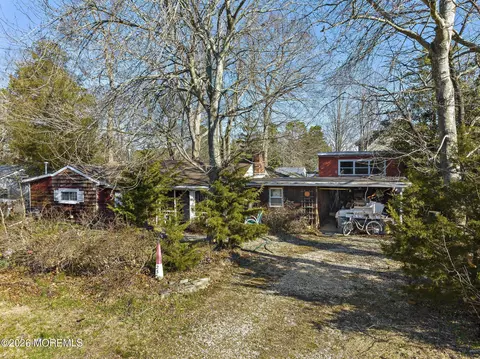 25 Central Ave, Waretown, NJ 08758