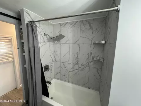 Bath - 422 4th St, Jackson, NJ 08527 photo 1 of 1