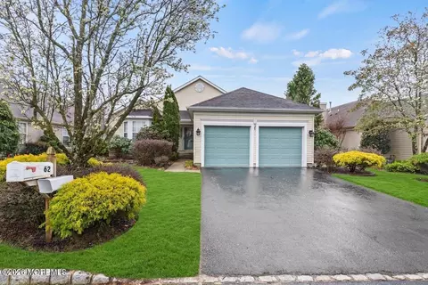 62 Ivy Hill Rd, Lakewood, NJ 08701
