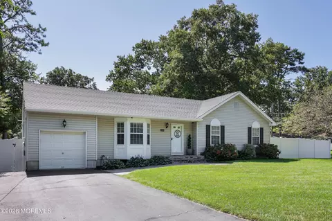 2000 Seventh Ave, Toms River, NJ 08757