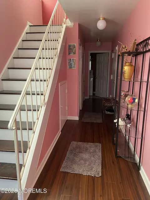 190 Spruce St #5, Long Branch, NJ 07740