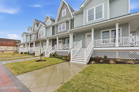 801 Main St #A5, Avon By The Sea, NJ 07717