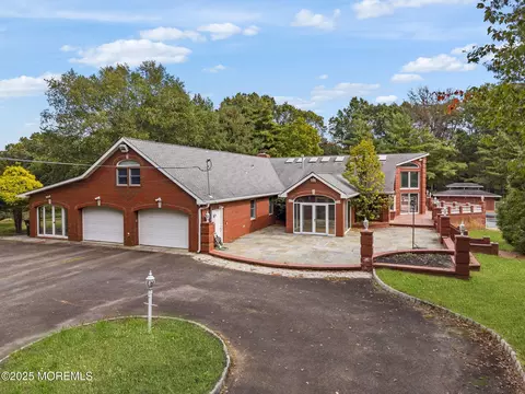 19-23 Roberts Rd, Millstone, NJ 08535