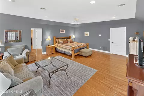 Bedroom - 617 Oceanview Rd, Brielle, NJ 08730 photo 4 of 7