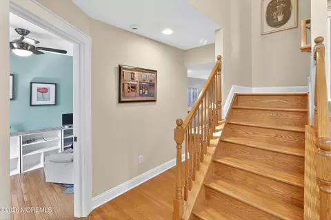 Entry Way - 617 Oceanview Rd, Brielle, NJ 08730 photo 4 of 8