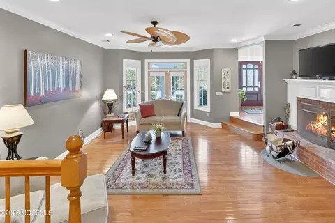 Living - 617 Oceanview Rd, Brielle, NJ 08730 photo 2 of 2