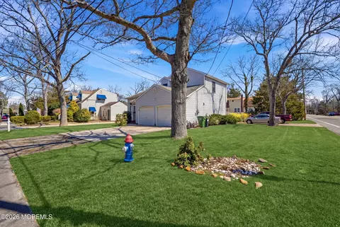 Exterior - 514 Avon Rd, Pine Beach, NJ 08741 photo 12 of 13
