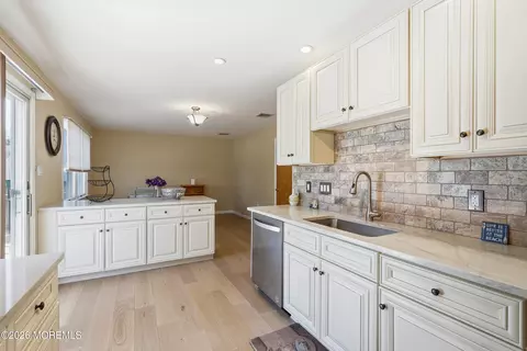 Kitchen - 514 Avon Rd, Pine Beach, NJ 08741 photo 3 of 5