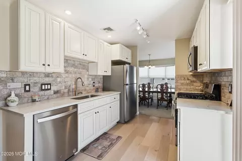 Kitchen - 514 Avon Rd, Pine Beach, NJ 08741 photo 1 of 5
