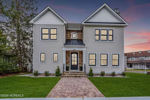564 Michigan Ave, Brick, NJ 08724