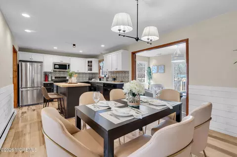 Dining - 592 Whitecomb Ave, Jackson, NJ 08527 photo 2 of 3