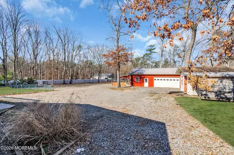 Exterior - 592 Whitecomb Ave, Jackson, NJ 08527 photo 1 of 3