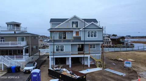 108 Rochester Dr, Brick, NJ 08723