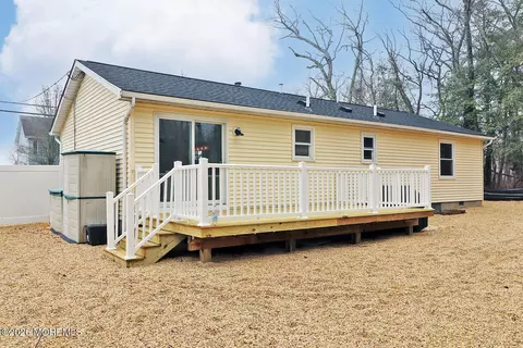 113 Lighthouse Dr, Waretown, NJ 08758 photo 10