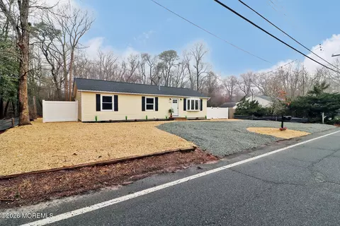113 Lighthouse Dr, Waretown, NJ 08758 photo 3