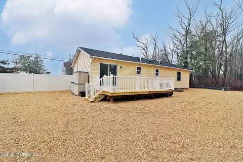 113 Lighthouse Dr, Waretown, NJ 08758 photo 9