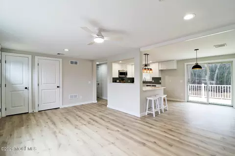 113 Lighthouse Dr, Waretown, NJ 08758 photo 41