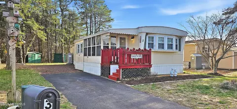 1 Eagle Dr, Whiting, NJ 08759