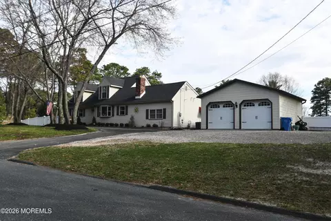 1820 Perth Amboy Ave, Whiting, NJ 08759