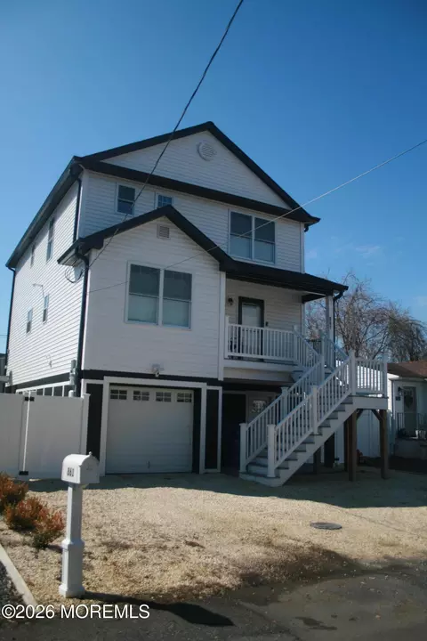 861 Glenwood Pl, Brick, NJ 08723