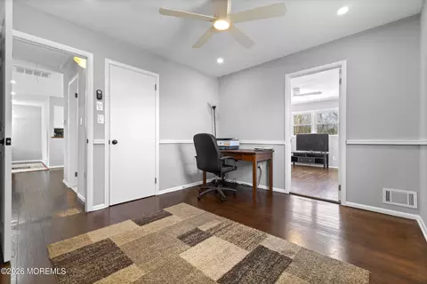 Entry Way - 214 Davis Ave, Forked River, NJ 08731 photo 1 of 2