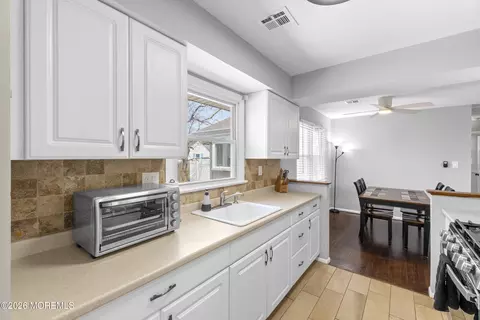 Kitchen - 214 Davis Ave, Forked River, NJ 08731 photo 3 of 4