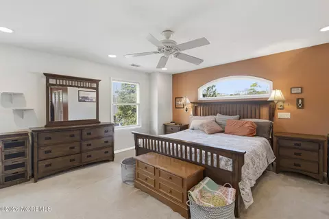 Bedroom - 110 Pineway Dr, Forked River, NJ 08731 photo 4 of 9