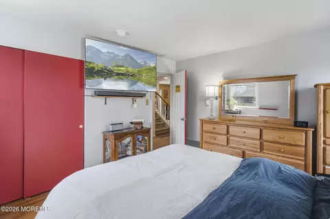 Bedroom - 110 Pineway Dr, Forked River, NJ 08731 photo 3 of 9