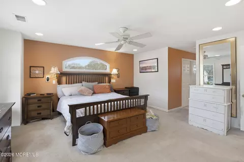 Bedroom - 110 Pineway Dr, Forked River, NJ 08731 photo 5 of 9