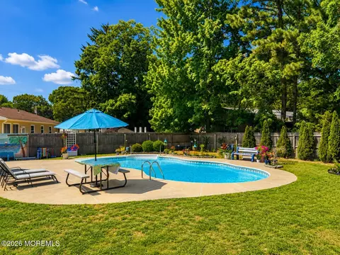 Exterior - 110 Pineway Dr, Forked River, NJ 08731 photo 8 of 8