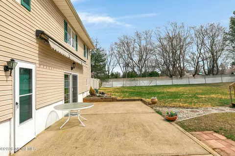 Exterior - 12 Karyn Ter E, Middletown, NJ 07748 photo 1 of 7