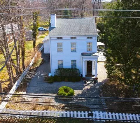 917 Broad St, Shrewsbury, NJ 07702