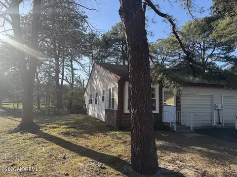 1 Graystone Pl # A, Manchester, NJ 08759
