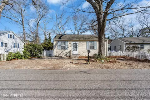 Other - 488 Mohawk Dr, Brick, NJ 08723 photo 6 of 7