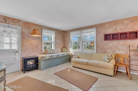 Other - 488 Mohawk Dr, Brick, NJ 08723 photo 4 of 7