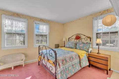 Bedroom - 488 Mohawk Dr, Brick, NJ 08723 photo 3 of 3