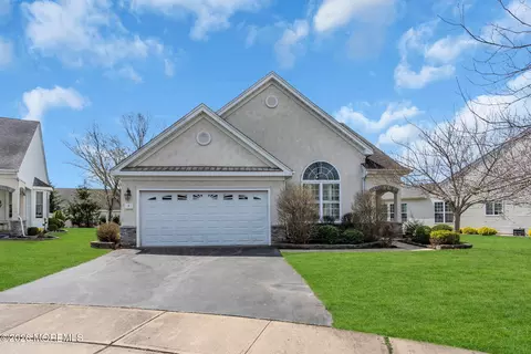 6 Wadsworth Pl, Barnegat, NJ 08005