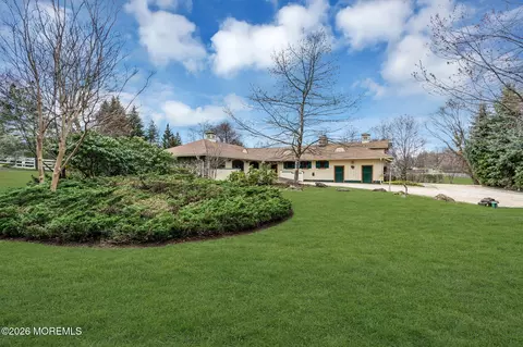 Exterior - 2 Alyce Ln, Rumson, NJ 07760 photo 3 of 7