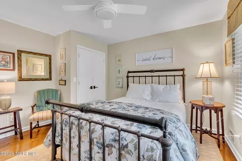 Bedroom - 2 Alyce Ln, Rumson, NJ 07760 photo 3 of 4