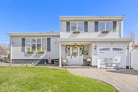 50 Cindy St, Old Bridge, NJ 08857