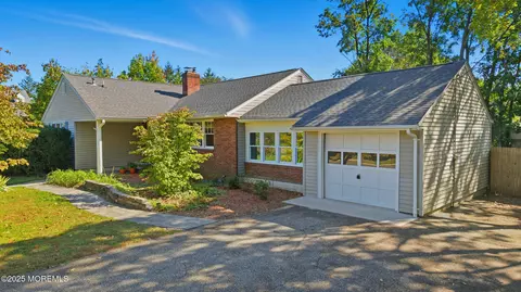 7 Sunset Ave, Matawan, NJ 07747