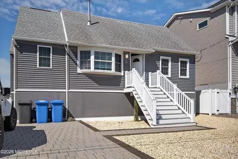 59 Jeffrey Dr, Manahawkin, NJ 08050